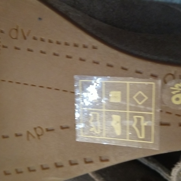 Taupe  suede women 9 1/2 wedge heel booties.By Doloe Vita. - Picture 5 of 7